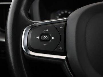 Volvo XC60 II Crossover T8 Twin Engine 390KM 2019 Volvo XC 60 FV23% PHEV Inscription AWD T8 skóra, zdjęcie 32