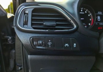 Hyundai i30 III Hatchback 1.0 T-GDI 120KM 2018 Hyundai i30 Hyundai i30 Fastback 1.0 T-GDI Comfort Benzyna 120KM, zdjęcie 15