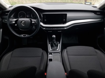 Skoda Octavia IV Kombi 2.0 TDI 115KM 2022 SKODA OCTAVIA 2,0 TDI AMBITION KRAJOWY I-WŁAŚCICIEL SERWISOWANY ALU R17, zdjęcie 16