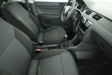 Skoda Rapid II Spaceback 1.4 TDI 90KM 2016 Skoda Rapid 1.4 TDI, Salon Polska, Klima, zdjęcie 6