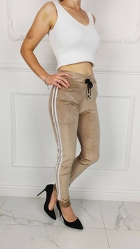 УЗКИЕ БРЮКИ ЖЕНСКИЕ – В ПОЛОСКУ Цвета