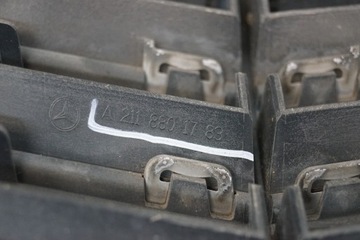 MASKA MŘÍŽKA MERCEDES E W211 FACELIFT A2118801783