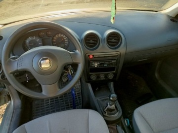 Seat Ibiza III 1.4 16V 75KM 2003 Seat Ibiza 1.4 03r, zdjęcie 6