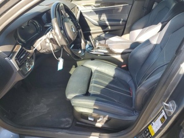 BMW Seria 5 G30-G31 2019 BMW Seria 5 540xi 2019 3.0l 3.0 Benzyna 335KM, zdjęcie 7