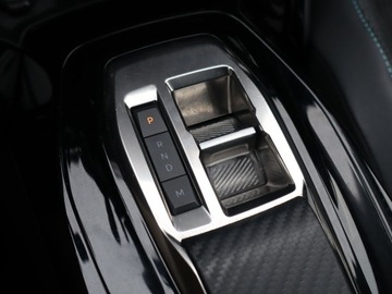 Peugeot 2008 II SUV 1.2 PureTech 130KM 2022 Peugeot 2008 1.2 PureTech, Salon Polska, zdjęcie 17