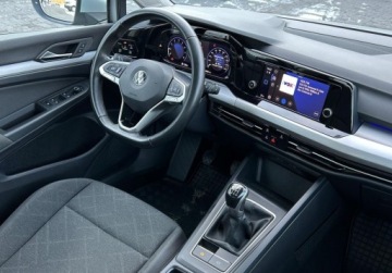 Volkswagen Golf VIII Variant 1.5 TSI 130KM 2021 Volkswagen Golf Variant Variant Life, ACC, Ladowarka indukcyjna, Ambiente,, zdjęcie 15