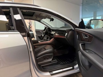 Audi Q8 2018 Audi Q8 3.0 Benzyna 340KM, zdjęcie 32