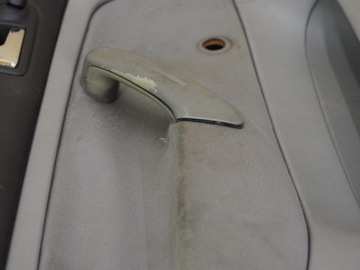 ОБИВКА БОКОВАЯ ПЕРЕДНЯЯ ЛЕВАЯ VW GOLF IV 5D