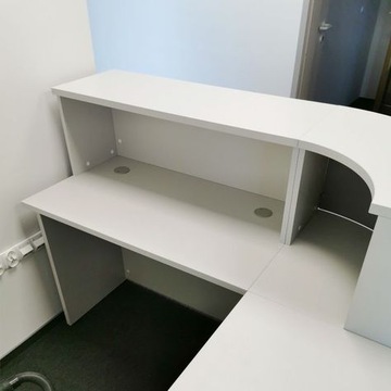 Стойка приема составляет 200 см - для офиса, для косметолога, Доктор Биала