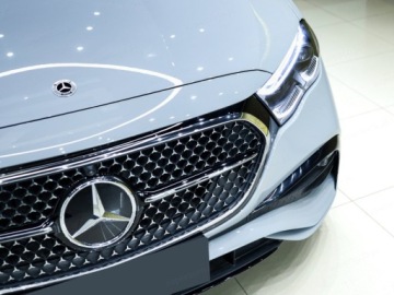 Mercedes Klasa E W214 Sedan 2.0 220d 197KM 2025 E Klasa 220 d 4-Matic AMG 2.0 (197KM) 2025, zdjęcie 16