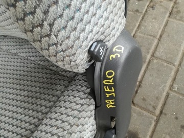 MITSUBISHI PAJERO II 3D 1991 - 1999 ROK KOMPLET SEDADLA POHOVKA