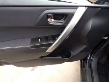 Toyota Auris II Touring Sports D-4D 125 124KM 2013 TOYOTA AURIS 2.0 D4D Z NIEMIEC NAVI ALU SKÓRA, zdjęcie 15