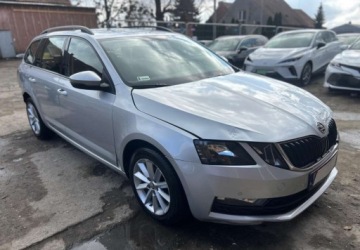 Skoda Octavia III Kombi Facelifting 1.6 TDI 115KM 2020 Skoda Octavia Cena Brutto 1.6 Diesel 116KM, zdjęcie 6