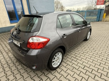 Toyota Auris I Hatchback 5d Facelifting 1.4 D-4D 90KM 2012 Toyota Auris 1.4D-4D Lift 2012r Klimatyzacja, zdjęcie 3