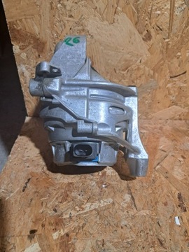 AUDI A8 4N D5 ULOŽENÍ MOTORU PRAVÁ 4M0199256AQ