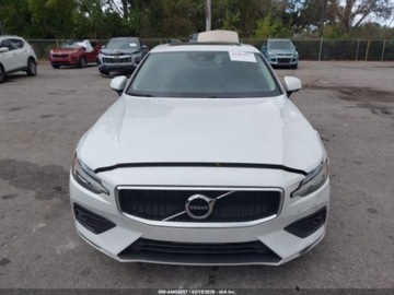 Volvo S60 III 2021 Volvo S60 T5 Momentum 2021 2.0 Benzyna 250KM, zdjęcie 7