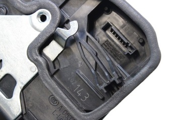 BMW E60 E81 F10 F11 X3 F25 F30 ZÁMEK DVEŘE PŘEDNÍ LEVÝ 7202143