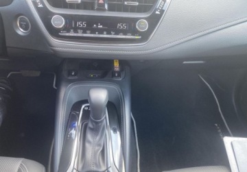 Toyota Corolla XII TS Kombi Facelifting 2.0 Hybrid Dynamic Force 196KM 2024 Toyota Corolla 2.0 Hybrid ExecutiveJBL VAT 23 ASO Salon PL Toyota Lesz, zdjęcie 22