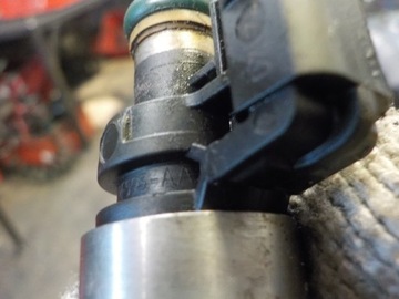 FIESTA MK7 B-MAX 1.0 ECOBOOST 15R 101KM VSTŘIKOVAČE VSTŘIKOVACÍ TRYSKA DM5G-9F593-AA