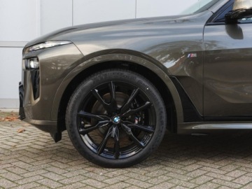 BMW X7 SUV Facelifting 3.0 40d 352KM 2026 xDrive40d Sport Suv 3.0 (352KM) 2026, zdjęcie 13