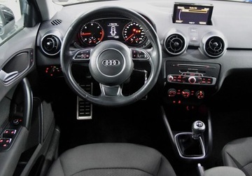 Audi A1 I Sportback 5d Facelifting 1.4 TDI ultra 90KM 2015 Audi A1 Sportback S line _ Alu 17 _ Czujniki parkowania _ 5 drzwi 1.4 90KM, zdjęcie 15