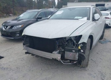 Audi Q8 2021 Audi Q8 2021, 3.0L, 4x4, PRESTIGE, od ubezpieczalni 3.0 Benzyna 335KM, zdjęcie 4