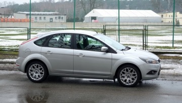 Ford Focus II Hatchback 5d 1.6 Duratec Ti-VCT 115KM 2009 .. .. Grzane szyby przód i tył .. Książka serwisowa .. Klimatyzacja .., zdjęcie 35