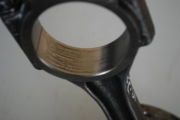 ШАТУН ПОРШНЯ AUDI A5 2.0 TDI CGL CAH 038J