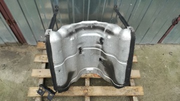 KRYT NÁDRŽE PALIVA BAKU FACELIFT NISSAN 350Z OEM