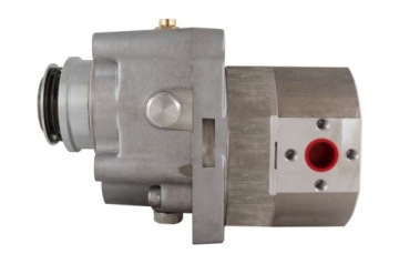 Мультипликатор PZ20-PTO с насосом Hylmet на 13 л.