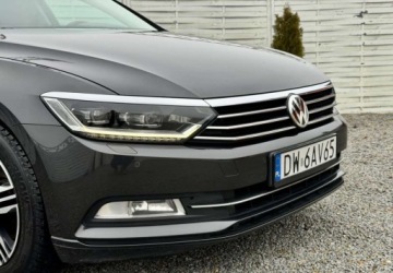 Volkswagen Passat B8 Variant 2.0 TDI BlueMotion SCR 150KM 2018 Volkswagen Passat Volkswagen Passat 2.0 TDI BMT Comfortline 2.0 Diesel, zdjęcie 31