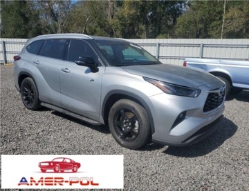 Toyota Highlander III 2022 Toyota Highlander 2022 TOYOTA HIGHLANDER XLE 3.5 Benzyna 295KM