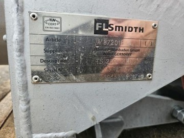 Шнековый питатель для опилок и щепы / 28, 29 /