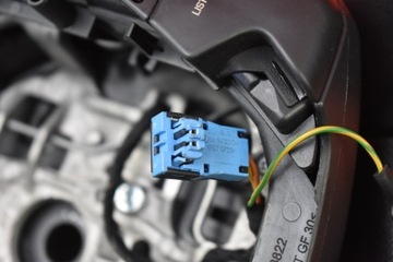 VOLANT KOŽENÁ MULTIFUNKČNÍ 96829213ZD CITROEN C5 II X7 III 08-17