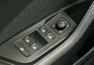 Skoda Octavia IV Liftback 2.0 TDI 150KM 2022 Skoda Octavia 4X4 Style Pakiety, ACC, GPS, Kamera, HUD, Digital Cockpit,, zdjęcie 20