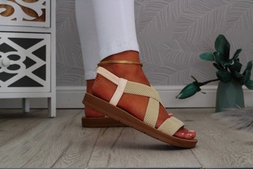 ЖЕНСКИЕ САНДАЛИИ НА РЕЗИНКЕ, ПЛОСКАЯ ПОДОШВА
