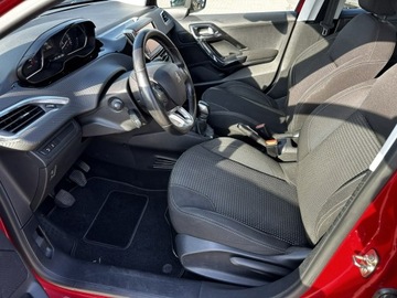 Peugeot 208 I Hatchback 5d Facelifting 1.2 PureTech 82KM 2015 Peugeot 208 Klimatronik*, zdjęcie 12