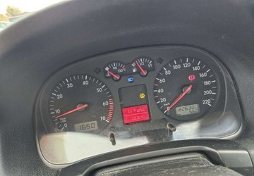 Volkswagen Golf IV Kombi 1.4 16V 75KM 2000 Volkswagen Golf Volkswagen Golf 1.4 Benzyna 75KM, zdjęcie 18