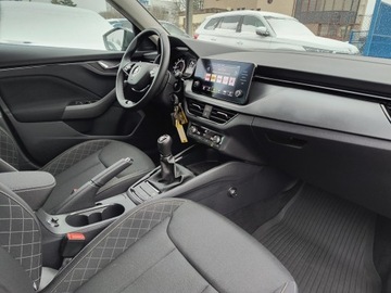 Skoda 2022 Skoda Kamiq benzyna, manualna, napęd przedni, 5 dr, zdjęcie 9