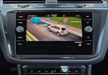 Volkswagen Tiguan II SUV Facelifting 2.0 TDI 150KM 2021 Volkswagen Tiguan Life 2.0TDI 150KM DSG App Connet Czuj Park. Pod.Fotele T, zdjęcie 23