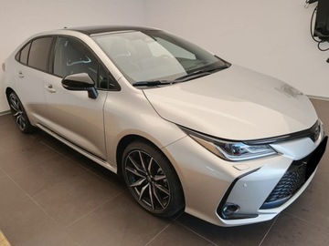 Toyota Corolla XII Sedan Facelifting 1.8 Hybrid 140KM 2025 GR Sport 1.8 Hybrid 140KM | Podgrzewane fotele!, zdjęcie 2