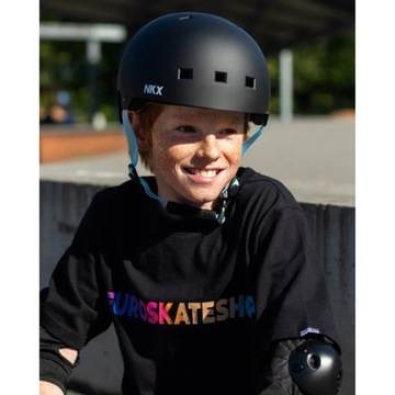 Черный шлем для скейтборда NKX Brain Saver Ride Hard S
