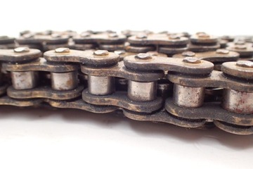 Łańcuch zębatki napęd Suzuki GSR 750 11-16