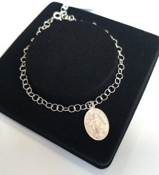 Браслет Магнификат, Марианское рабство