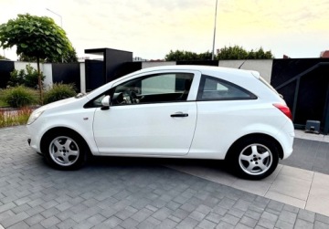 Opel Corsa D Hatchback 1.2 Twinport ECOTEC 80KM 2009 Opel Corsa KLIMA 2009 rok OPLACONY FAKTURA Stan bdb 1.2 Benzyna 80KM, zdjęcie 9