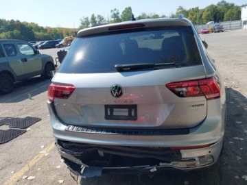 Volkswagen Tiguan III 2024 Volkswagen Tiguan 2024 VOLKSWAGEN TIGUAN 2.0T SE R-LINE BLACK 2.0 Benzyna, zdjęcie 6