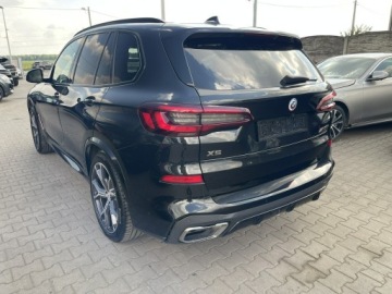 BMW X5 G05 M SUV 4.4 M50i 530KM 2022 BMW X5 M50i xDrive Kamera Skóra Automat Podgrz., zdjęcie 8