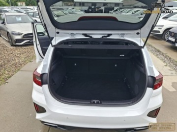 Kia Ceed III Hatchback 1.5 T-GDI 160KM 2021 Kia Ceed 1,5 T-gdi GT line alcantara kamera JBL navi alu oplacona 1.5, zdjęcie 26