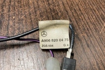 ANTÉNA MERCEDES-BENZ SPRINTER 5-T FURGON (906) 9068200475 2.14L DIESEL
