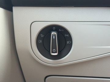 Volkswagen Tiguan II SUV Facelifting 2.0 TDI 150KM 2023 Volkswagen Tiguan 2.0 TDI 150KM,SCR Elegance DSG, Gwarancja, Serwis ASO,FV, zdjęcie 14